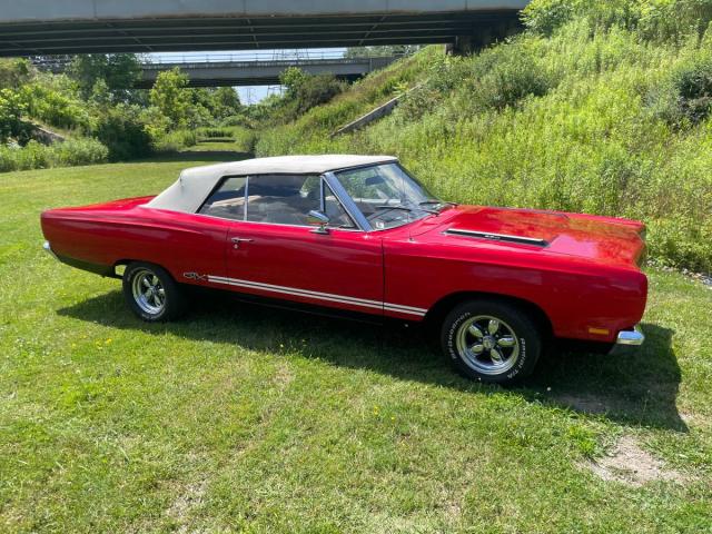 Plymouth Gtx 440 Convertible image 7