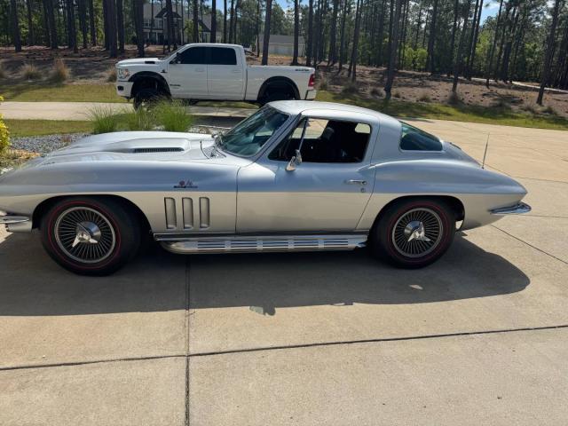 Chevrolet Corvette image 4