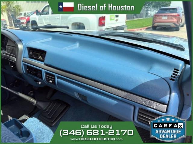 Ford F-150 Xlt 4x4 57k Miles image 6