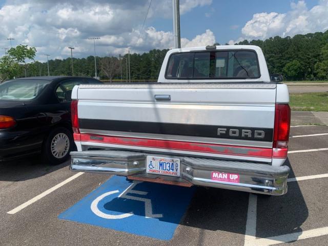 Ford F-150 Xlt image 6