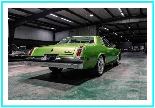 Oldsmobile Cutlass Supreme image 2