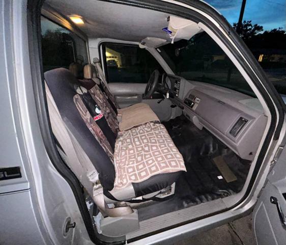 Gmc Sierra 1/2 Ton Nominal image 3