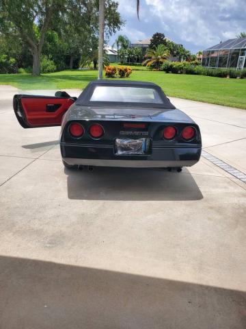 Chevrolet Corvette Convertible image 5