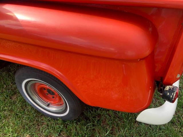 Chevrolet C10 Stepside image 9