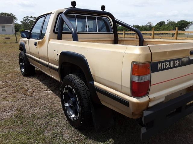 Mitsubishi Mighty Max 4x4 image 5