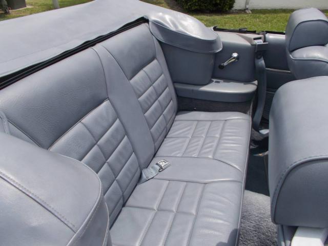 Ford Mustang Convertible image 8