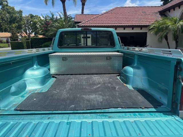 Ford F-150 image 2