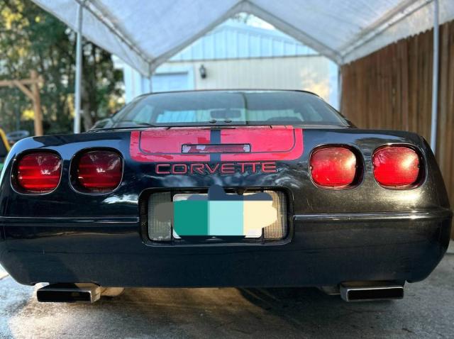Chevrolet Corvette image 2