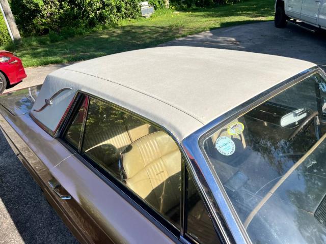 Ford Thunderbird image 6