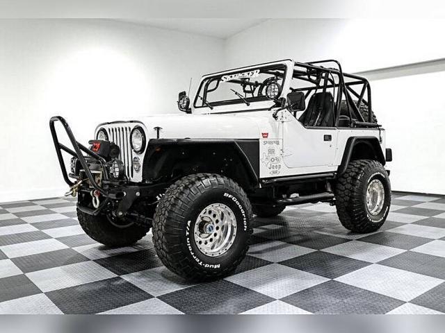 Jeep Cj7 image 8