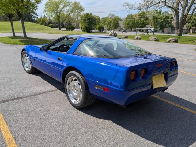 Chevrolet Corvette Coupe image 3