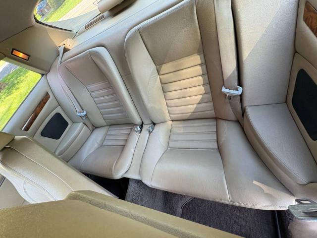 Jaguar Xjs image 5