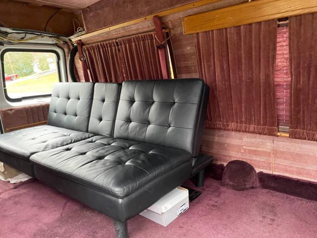 Ford Econoline image 2