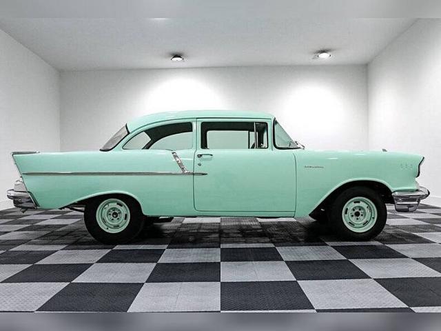 Chevrolet 150 image 2