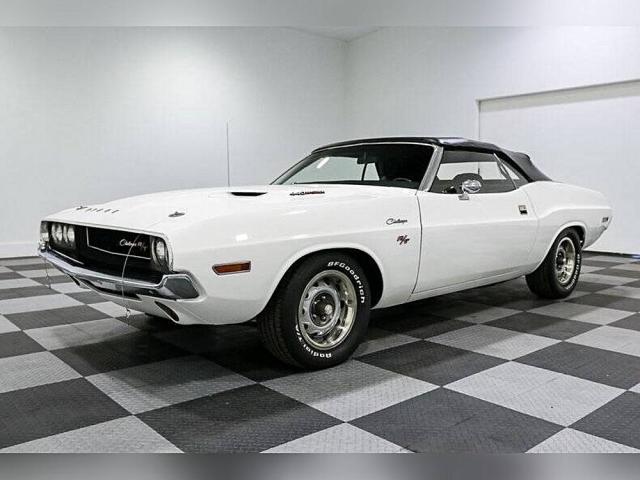 Dodge Challenger image 7
