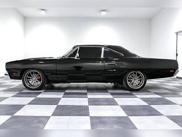 Plymouth Roadrunner image 8