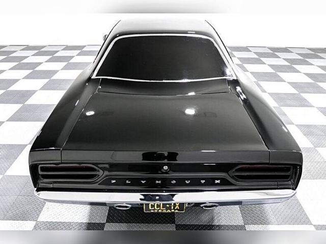 Plymouth Roadrunner image 2