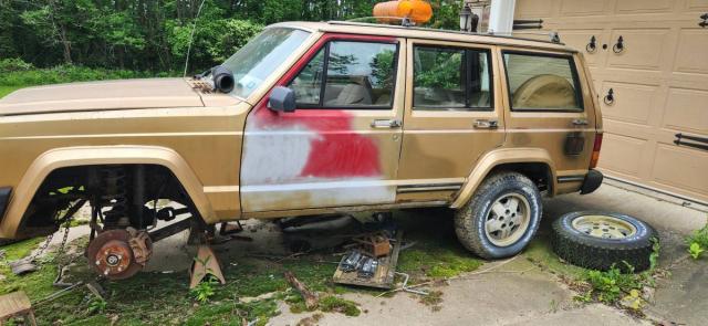 Jeep Laredo image 1