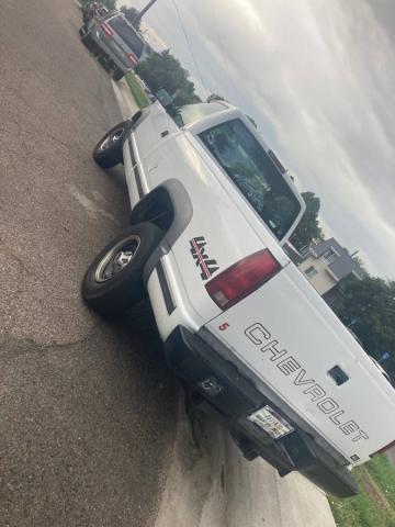 Chevrolet 2500 image 3