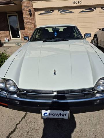 Jaguar Xjs image 7