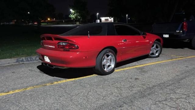 Chevrolet Camaro Z28 image 2