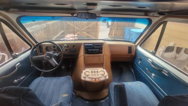 Chevrolet G20 Van image 3
