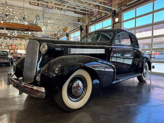 Cadillac Series 60 Opera Coupe image 9