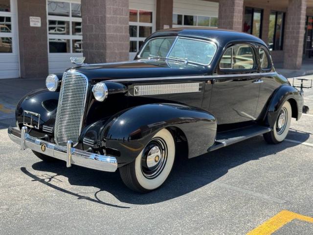 Cadillac Series 60 Opera Coupe image 1