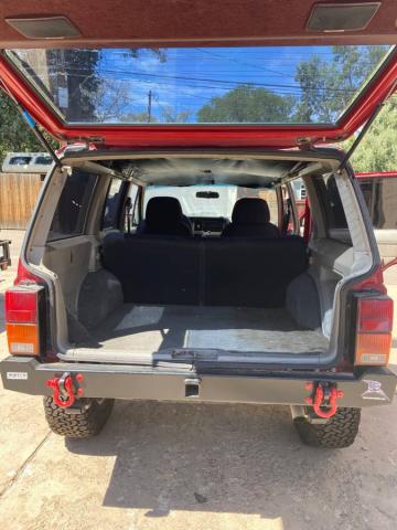Jeep Cherokee image 2