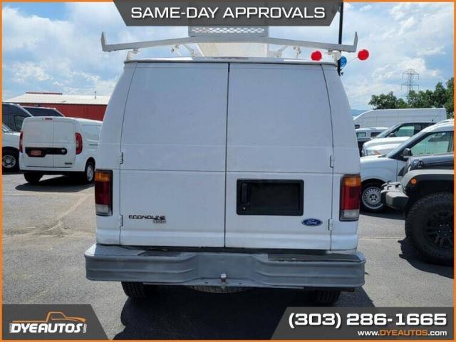 Ford E-350 image 7