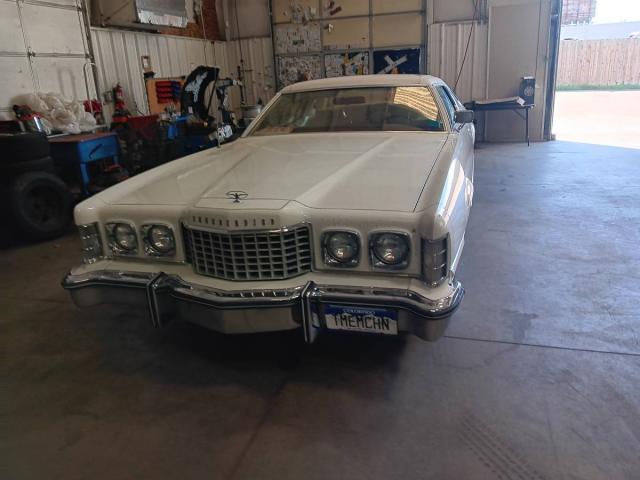 Ford Thunderbird image 6