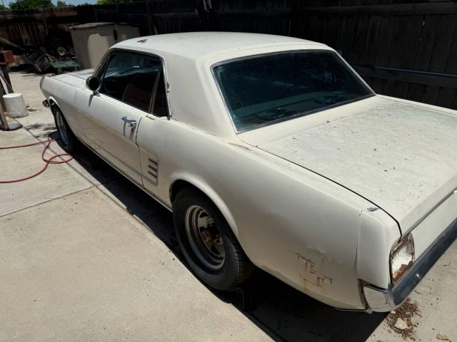 Ford Mustang image 9