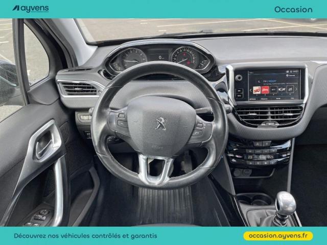Peugeot 2008 image 8