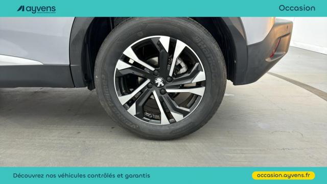 Peugeot 2008 image 2