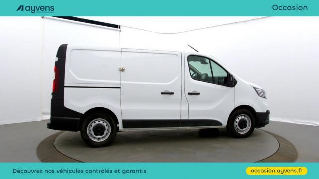 Renault Trafic image 2