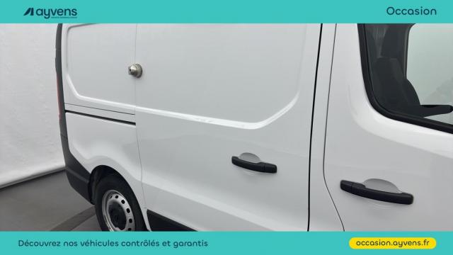 Renault Trafic image 3