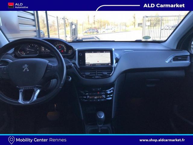 Peugeot 2008 image 2