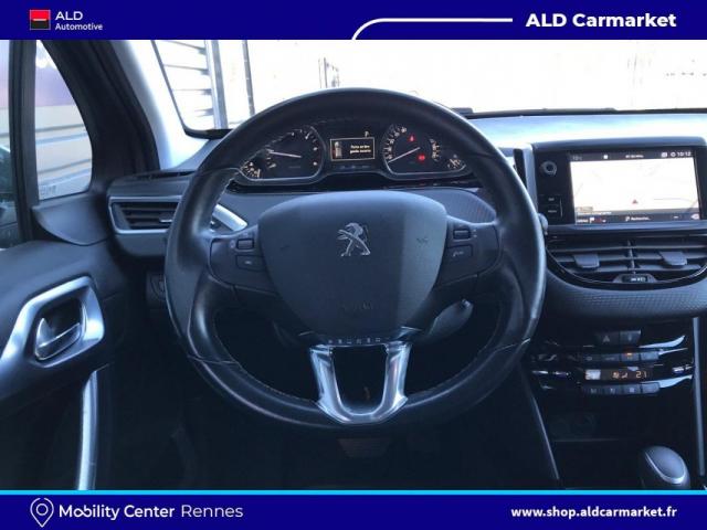 Peugeot 2008 image 8