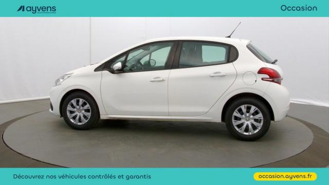 Peugeot 208 image 6