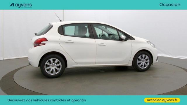 Peugeot 208 image 7