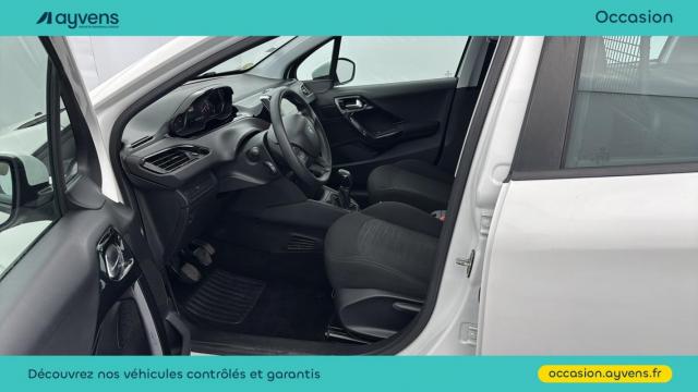 Peugeot 208 image 3