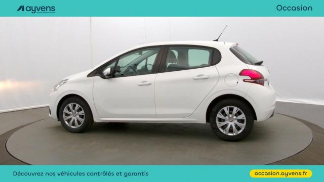 Peugeot 208 image 3