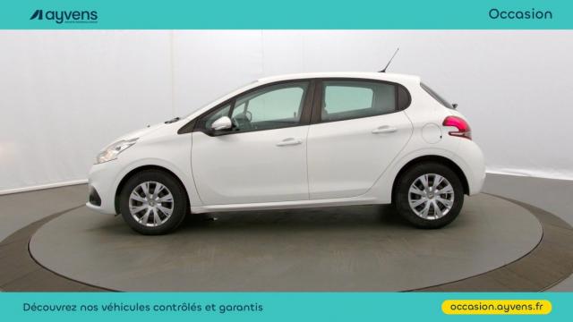 Peugeot 208 image 1