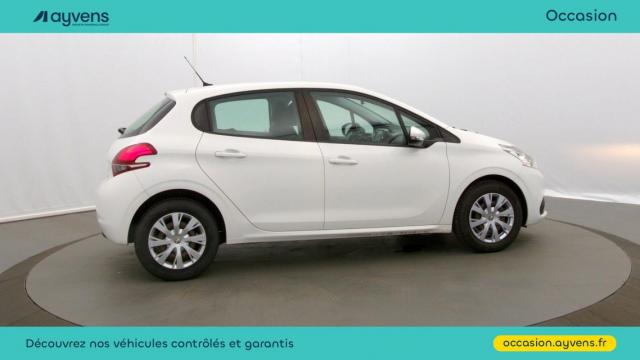 Peugeot 208 image 6