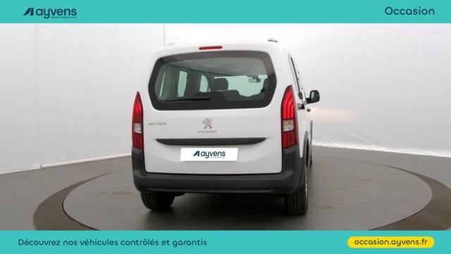 Peugeot Rifter image 9