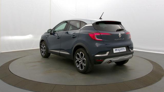 Renault Captur image 2