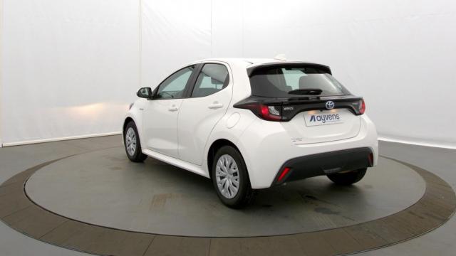 Toyota Yaris image 2