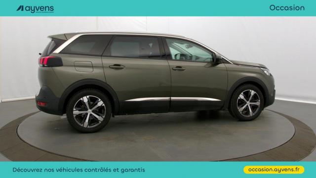 Peugeot 5008 image 2