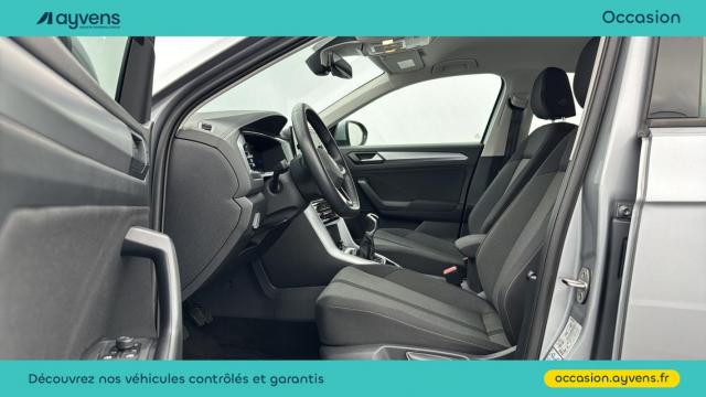 Volkswagen T-Roc image 6