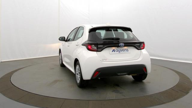 Toyota Yaris image 2